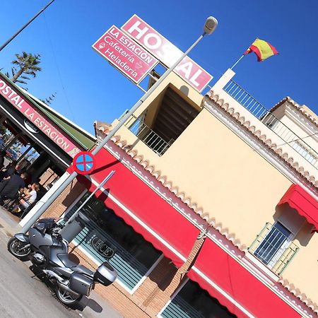 Hostal La Estacion Benajarafe Exteriér fotografie