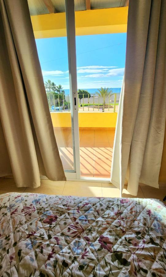 Hostal La Estacion Benajarafe Exteriér fotografie